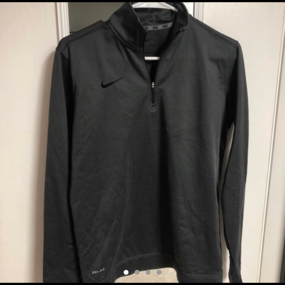 Nike Tops - Nike long sleeve